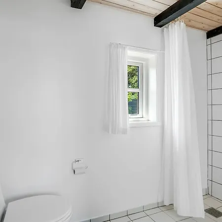Vilvi - 250m To The Fjord By Interhome